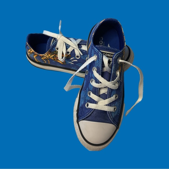 Chuck Taylor All Star Dino's Beach Party Lo Top Junior Sz 12 Blue gold Dinosaur - Picture 2 of 15